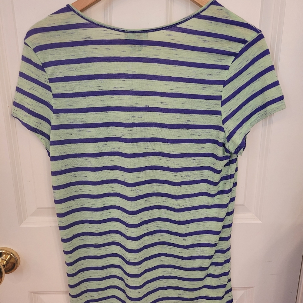 Wet Seal Juniors XL lightweight tee Bin 2 - Picture 2 of 3